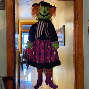 Halloween hanging witch